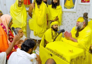 वृंदावन वाले नवलराम महाराज कौन हैं? प्रेमानंद महाराज से आध्यात्मिक चर्चा करने पहुंचे कुंज आश्रम