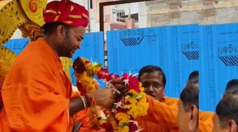 महामंडलेश्वर उत्तम स्वामी पर रेप का आरोप लगाने वाली युवती के ई-मेल के बाद हड़कंप, दिल्ली पुलिस ने शिकायत मिलने से किया इनकार