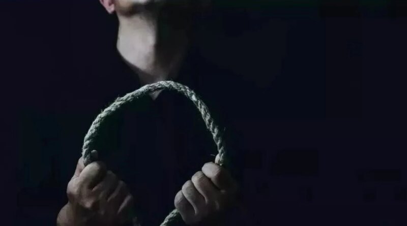 MP में मौत का ‘डेंजर जोन’: हर दिन 37 लोग लगा रहे मौत को गले, 4 साल में 55 हजार से ज्यादा खुदकुशी