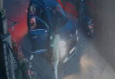 एडीजी के घर के सामने हाई वोल्टेज ड्रामा, आपस में भिड़े दो युवक, सुरक्षाकर्मी को दी जान से मारने की धमकी