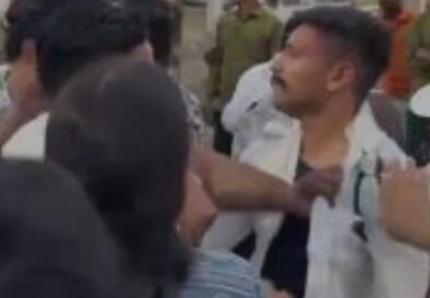 पिकनिक मनाकर लौटे रेलकर्मियों का उत्पात, चेकिंग के दौरान सिपाही की फाड़ी वर्दी, लात-जूतों से किया लहूलुहान