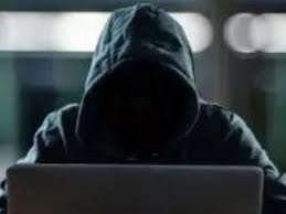 जब असली थाने पहुंचा ‘डिजिटल अरेस्ट’ का शिकार, तो ठग ने पुलिस को ही दी धमकी- वर्दी उतरवा दूंगा