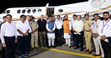 बिलासा देवी केवट एयरपोर्ट से रात्रि उड़ान सेवा का शुभारंभ: मुख्यमंत्री श्री विष्णुदेव साय ने भरी पहली नाइट फ्लाइट