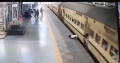 भोपाल स्टेशन पर चलती ट्रेन पकड़ने की कोशिश में युवक की मौत, ट्रेन-प्लेटफॉर्म के बीच फंसकर घिसटता गया, अस्पताल में तोड़ा दम