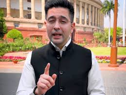 राघव चड्ढा का जवाब- खामोश कराया, हारा नहीं:AAP बोली- कोई मोदी से डर जाए तो क्या लड़ेगा