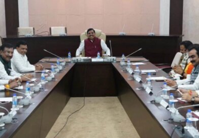 48.32 लाख लोगों को फ्री में रजिस्ट्री कराकर देगी सरकार, 8वीं तक के बच्चों को स्कूल ड्रेस सिलवाकर देंगे