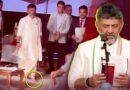 डीके शिवकुमार कर्नाटक CM बने, संविधान हाथ में लेकर शपथ