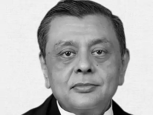 बॉम्बे हाईकोर्ट के रिटायर जज का दावा-पूरा परिवार खतरे में